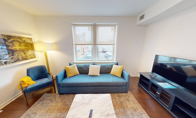 West End Apartment | Nashville West End Getaway