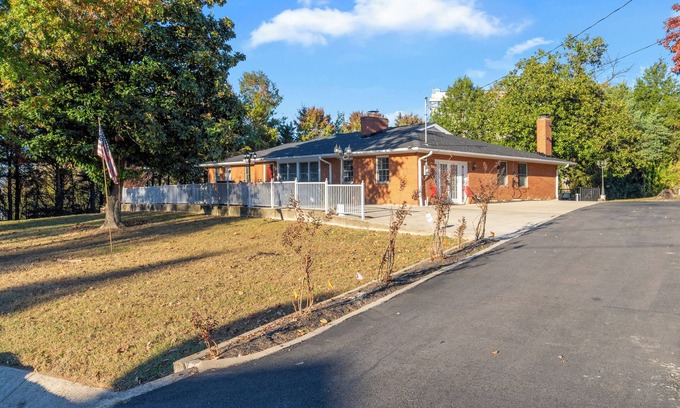 National Harbor House | National Harbor Guesthouse