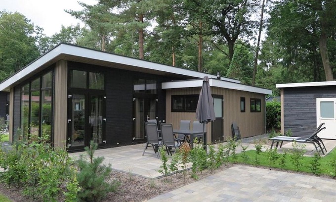 Bosgebied Hoenderloo House | Nature-Connected Modern Stay