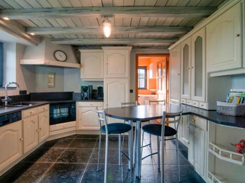 Nafraiture House | Nature Escape in Nafraiture, cleaning included
