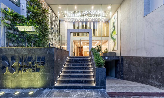 Dich Vong Hotel | Nature Hotel - Tran Thai Tong - Hanoi