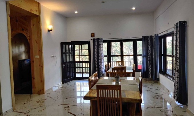 Naina Range Hotel | Nature Roar