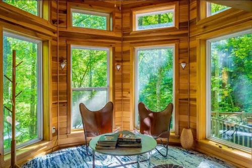 Hot Springs House | Nature's Paradise at 'The Reserve at Hot Springs'