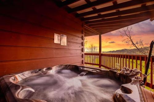 Sevierville Villa | Natures Hideaway
