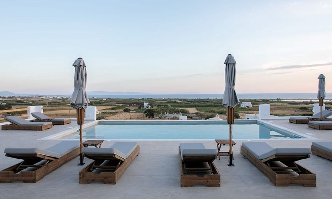 Mikri Vigla House | Naxos Earth Suites
