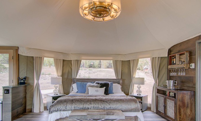 Spicewood Cabin | Ndotto Rustic Luxury Resort Glamping