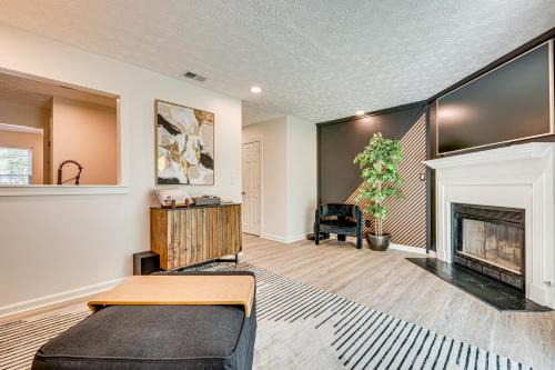 Church Street House | Near GICC and ATL Airport Modern Townhome!
