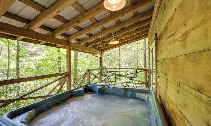 Vein Mountain Cabin | Near Lake Lure: Quiet Cabin w/Deck & Trail Access