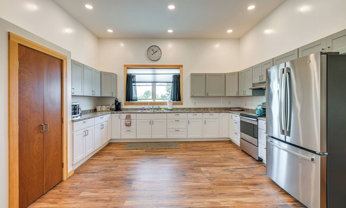 Milbridge Condo | Near River & Boat Tours: Milbridge Condo!