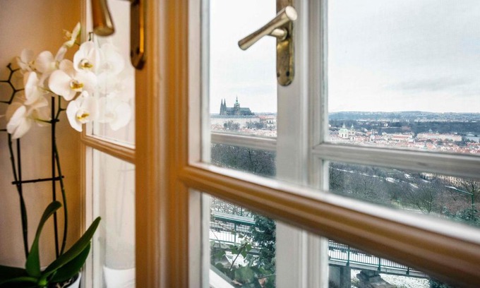 Mala Strana Apartment | Nebozizek Hotel a Restaurant