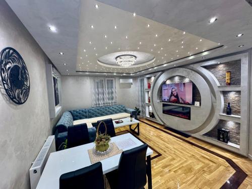 Milici Apartment | NelaLux