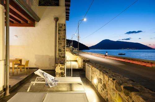 Acquacalda Apartment | NerOssidiana