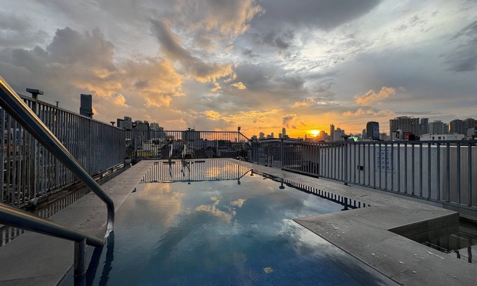 Guadalupe Nuevo Hotel | NEST FORT BGC