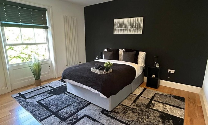Grimsby Apartment | NEW 2 Bedroom Spacious Flat