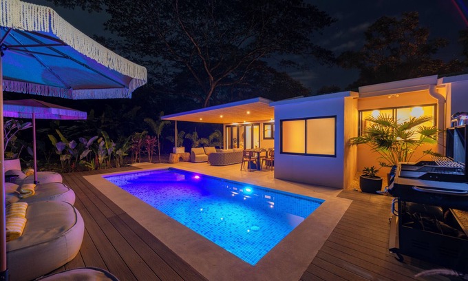 Manzanillo House | New 3-bdr home with pool in Manzanillo, near Santa Teresa