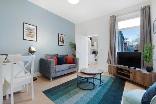 Sunderland House | NEW! 3BR in James Street