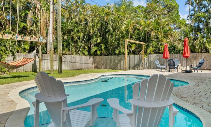 Hobe Sound House | NEW! 50% discount Jan. monthly rental. Close to Beach, Golfing, Shopping, Dining