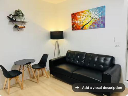 Surrey Apartment | New and Modern 1 bedroom suite near beach