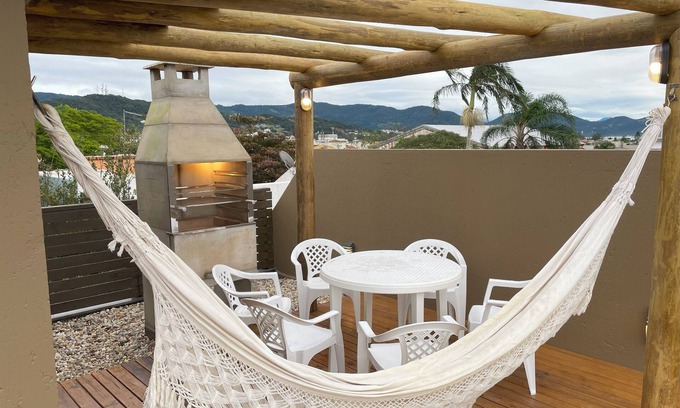 Centro Apartment | NEW APARTMENT in the center of Garopaba, with Private Terrace and Barbecue.