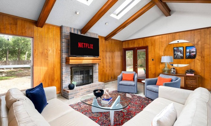 Shady Hollow House | New ATX! 5BR~Private Pool~Patio