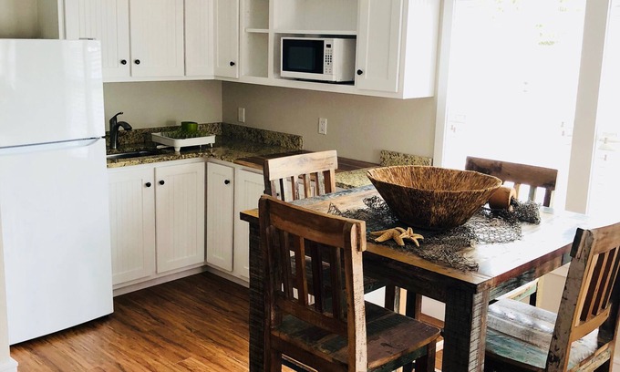 Duck Apartment | NEW* COUPLES RETREAT IN DUCK