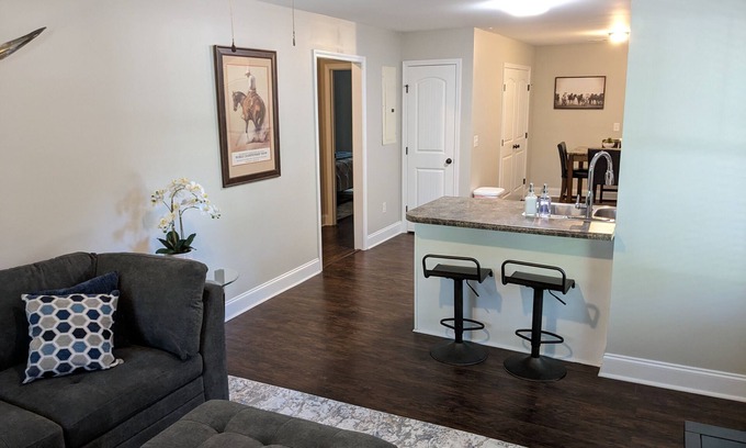 Perry Apartment | New, Downtown Perry - 2 Miles to Fairgrounds, Pets OK