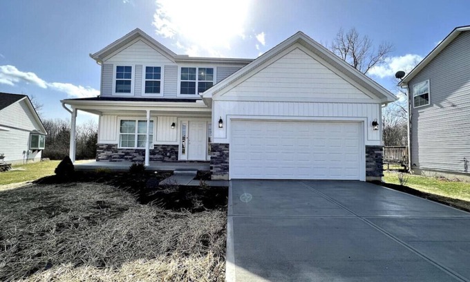 Germantown Apartment | NEW Exec Home in Germantown, OH