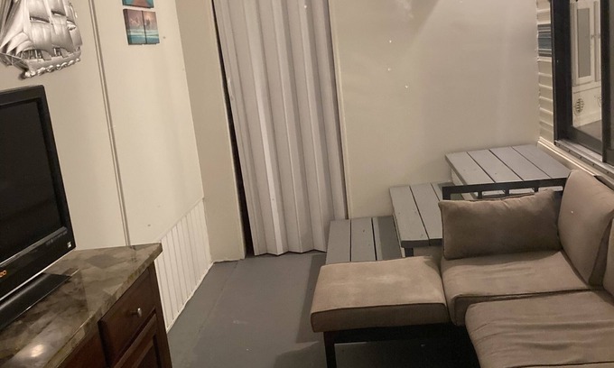 Iona House | NEW! Fort Myers beach RV Resort 2 bedroom 1 bat