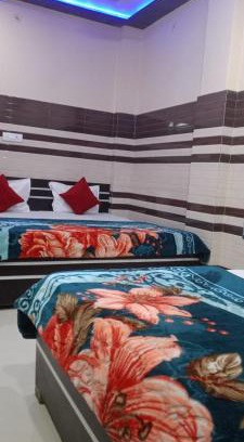 Vrindavan Hotel | New Gayatri place Near by prem mandir