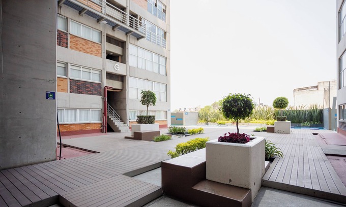 Legaria Apartment | New Loft with Valet Parking & Amenities