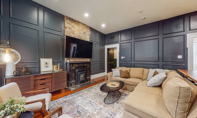 Phoenix Hill House | NEW - Luxury Home near Downtown|Close to Nulu!