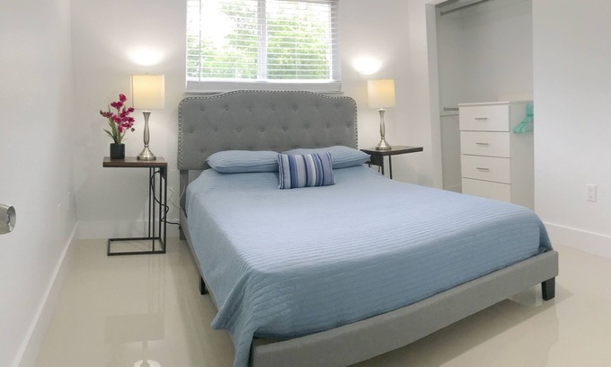 Cutler Bay House | New Miami Townhouse On Lake SU For Families 3Bd, 1Bth, 5 Per