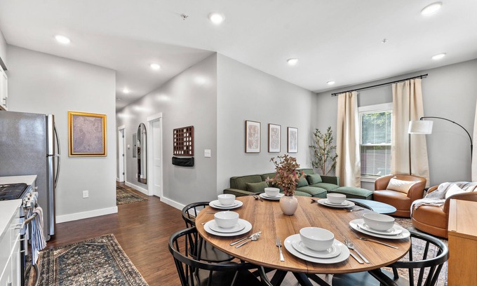Winter Hill House | NEW near Harvard+MIT, Free Parking, Walk to Train