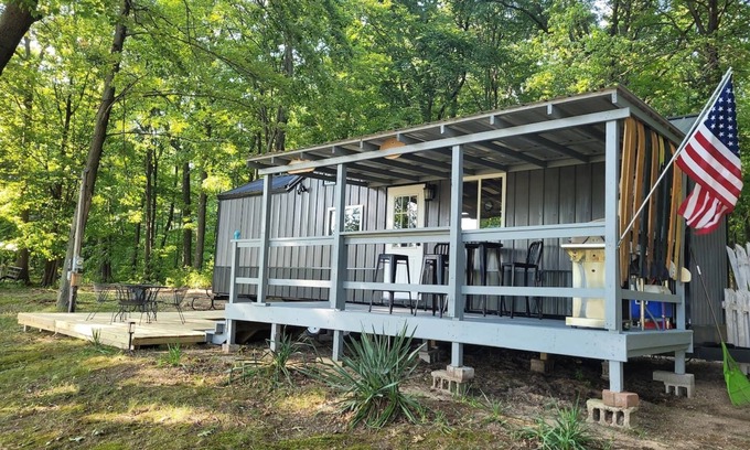 Greenville Apartment | New! Robin's Nest - Cute Lakefront Tiny House! Includes lake access!