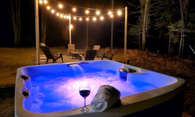 Harrison House | NEW! Serenity Escape: Countryside Retreat/HOT TUB