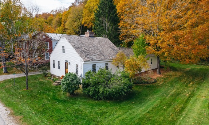 South Woodstock Cottage | New! South Woodstock Cottage - restored, modern luxury