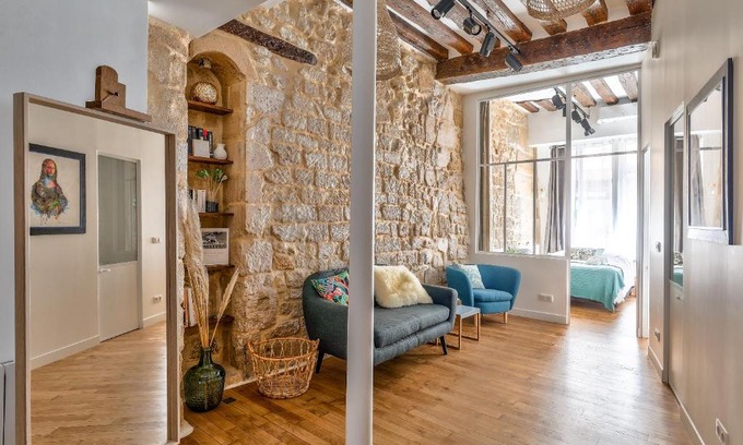 Quartier Sainte-Avoye Apartment | New Stunning 4 Bdrs Apt, With AC – Le Marais
