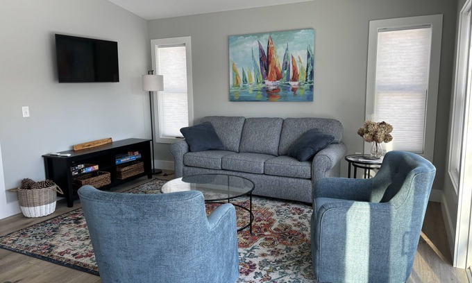 Hammondsport Apartment | New - stunning Keuka lake views. Minutes to wineries, breweries & distilleries