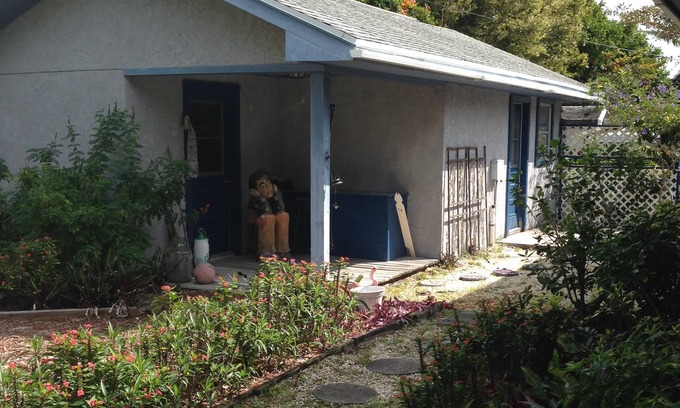 Jensen Beach Cottage | New to the Market! Close to Beaches, Sailing Center & Langford Park!