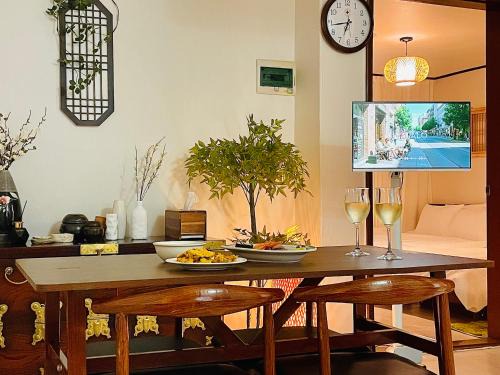 Gwanak-gu Apartment | #New #Traditional mood #Line2 Sillim station walk 10min, Hongdae Gangnam 20min #3Bed 3AC Netflix #쉼온유 stay