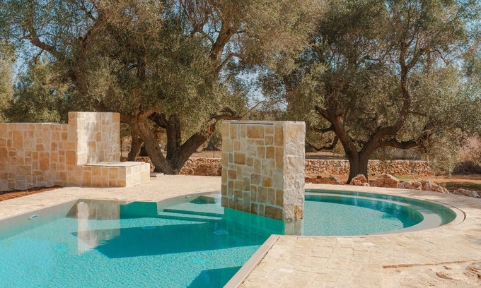 Francavilla Fontana Villa | New Trulli Corte Kalia with Infinity Pool