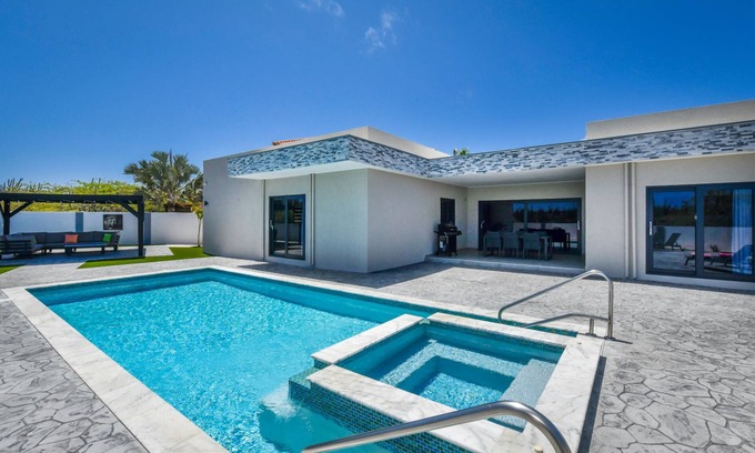 Boroncana Villa | New Villa Luel/3BR/Priv Pool/5 min to Palm Beach