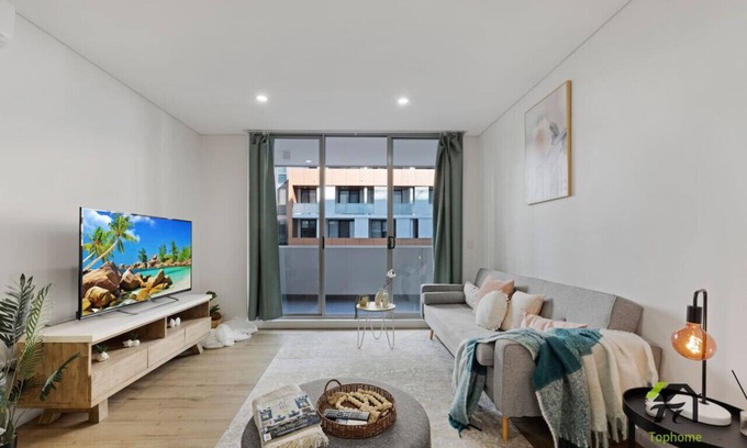 Wolli Creek Apartment | New Vivid 2 bedrooms Apts in Heart of Wolli Creek