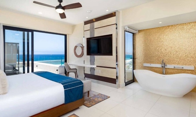 El Rosarito Resort | New Year Luxury 2BR3BA Suite Villa La Valencia in Los Cabos