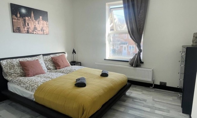 Lincoln House | Newly refurbished 3 bedroom terraced house
