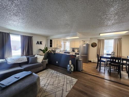 Fairbanks Apartment | Newly Remodeled Relaxing Stay near Downtown