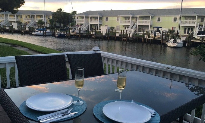 Coquina Key Condo | Newly remodeled water front condo. Fully furnished. Ground floor at Waterside.