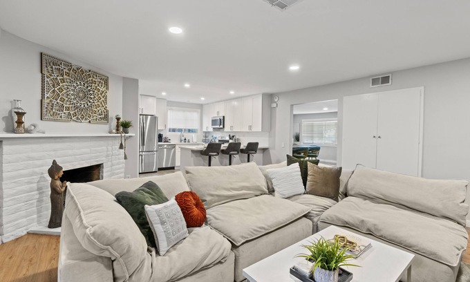West Hills House | Newly Remodeled Zen 3-bedroom OASIS in West Hills!