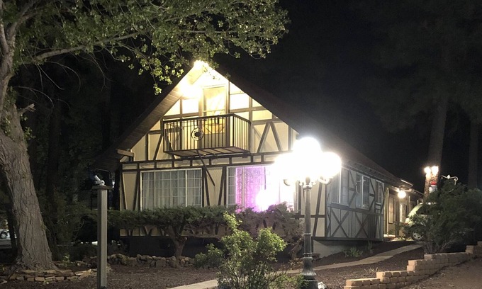Pinetop Apartment | Newly renovated unit in the heart of Pinetop, AZ