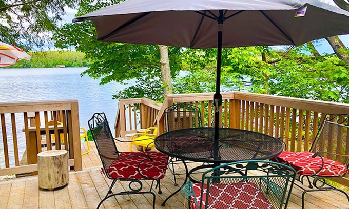 Bridgton Cottage | Newly renovated 4-bedroom cottage, directly on Highland Lake